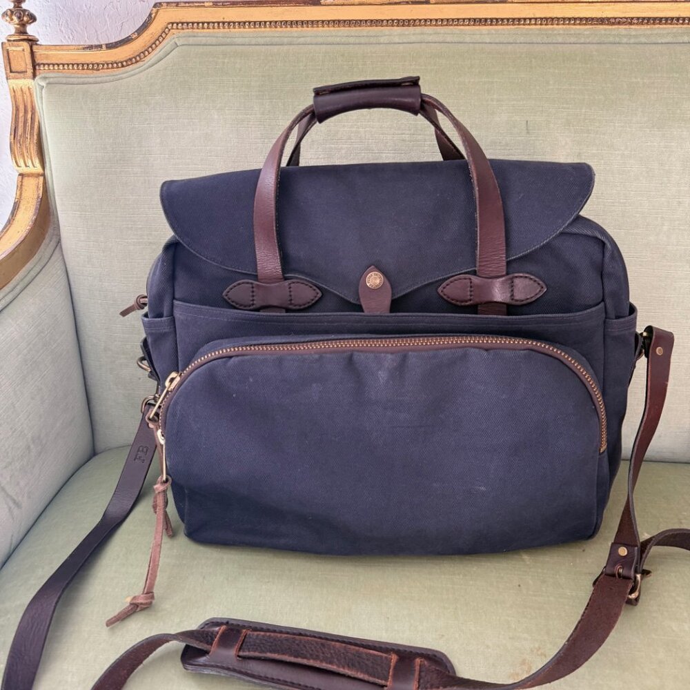 Filson Rugged Twill Briefcase - this is in excellent condition!